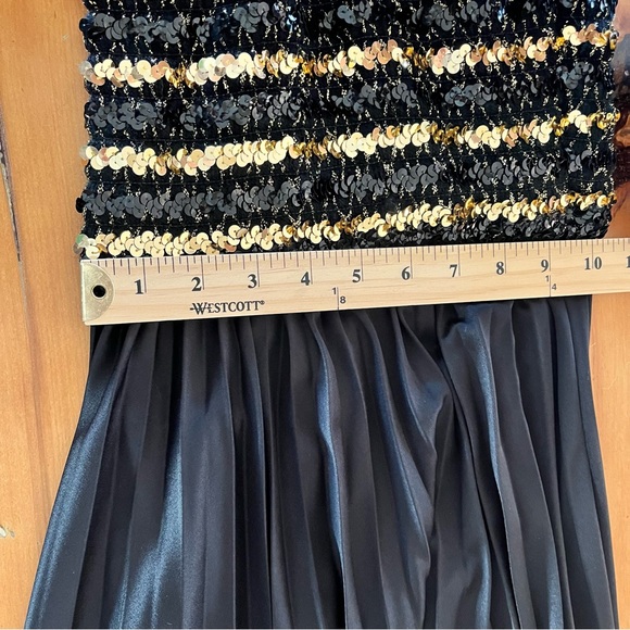 Vintage Vicky Vaughn Junior Sequined/Pleated Party Dress Sz 7 - Picture 12 of 12